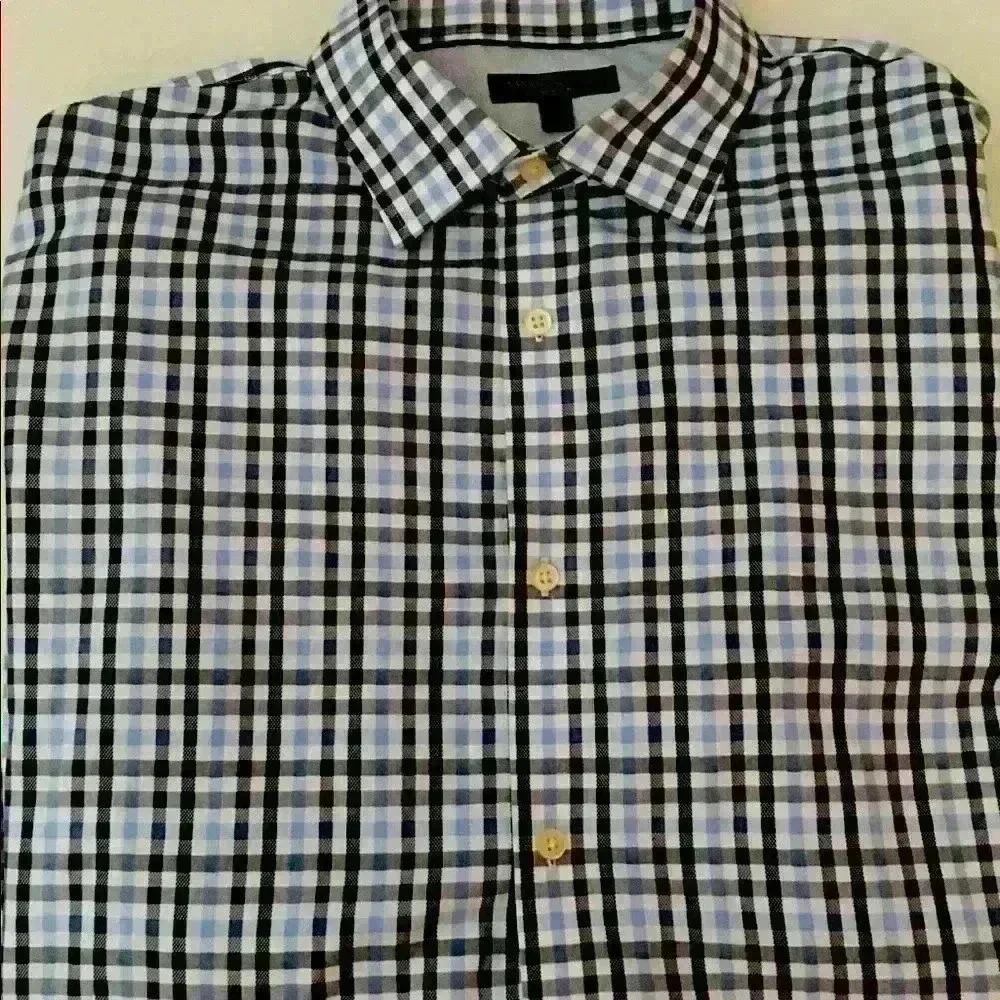 Banana Republic Button Down Shirt XL. No Iron